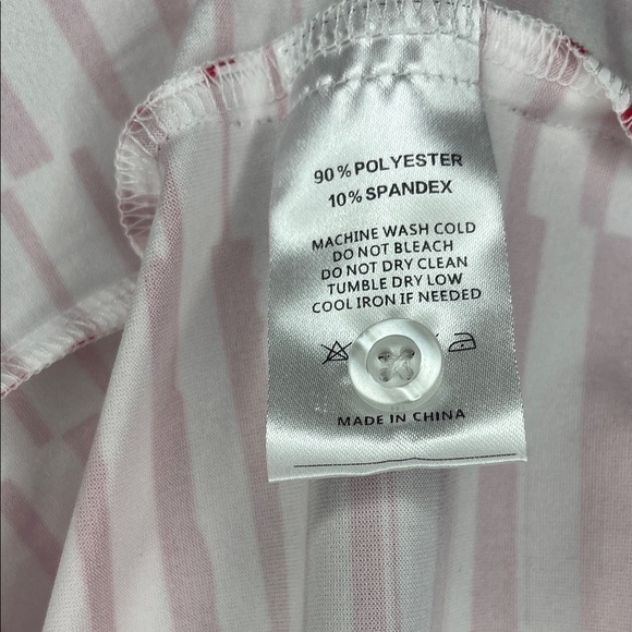 Acegolfs Women’s Stylish White Polo Shirt with Red Stripes - Picture 5 of 5